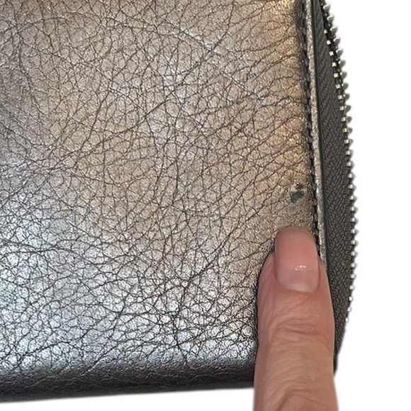 Marc By Marc Jacobs Pewter Continental Classic Q Zip Around Leather Wallet - Picture 8 of 13